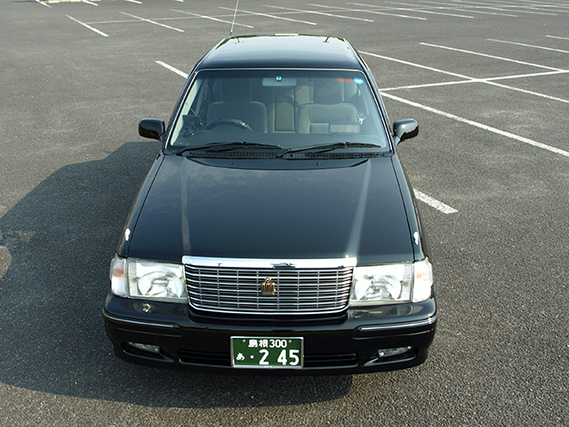 黒塗りタクシー